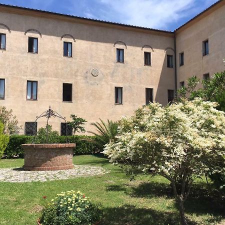 Casa Mater Ecclesiae Hotel Massa Marittima Bagian luar foto
