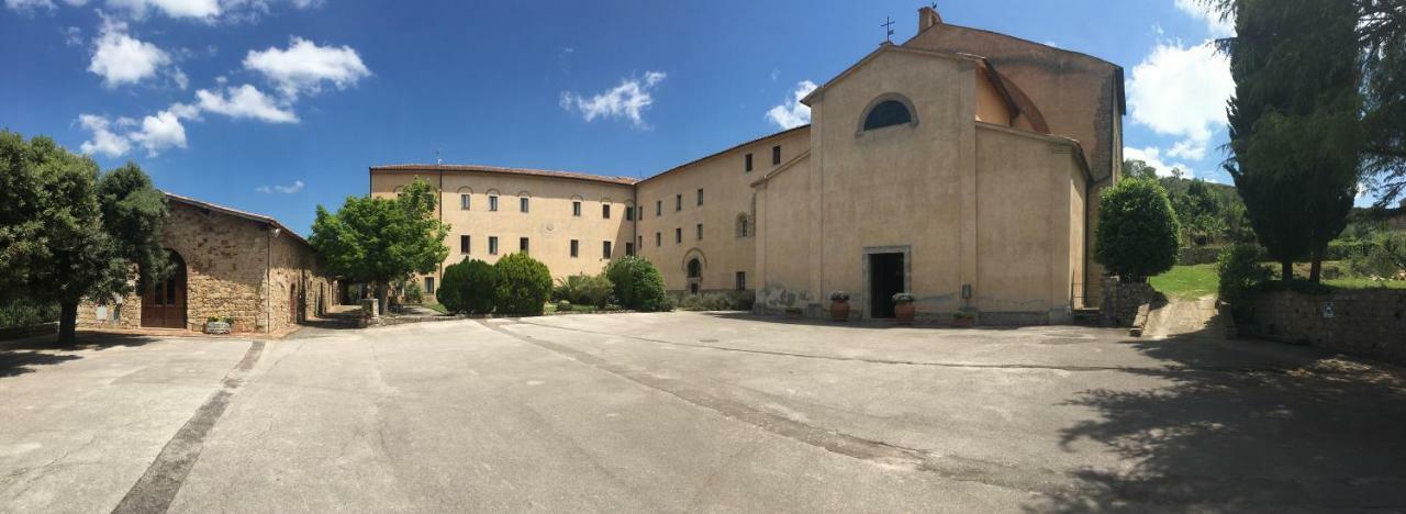 Casa Mater Ecclesiae Hotel Massa Marittima Bagian luar foto