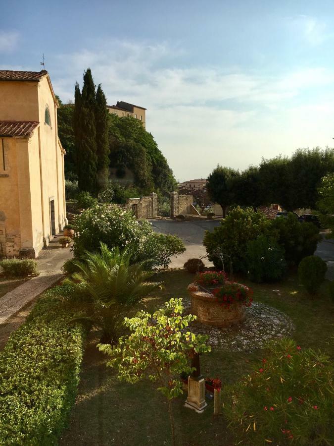 Casa Mater Ecclesiae Hotel Massa Marittima Bagian luar foto