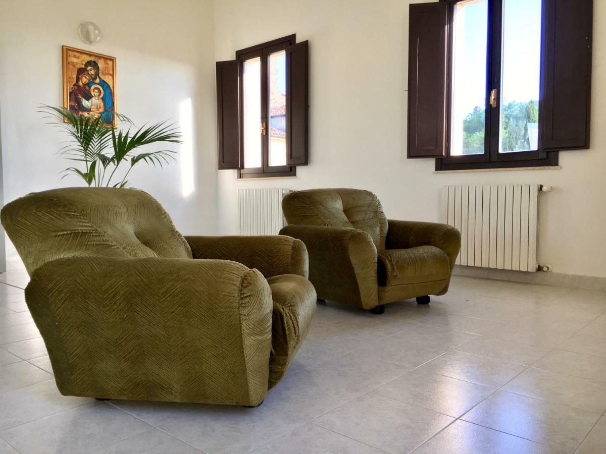 Casa Mater Ecclesiae Hotel Massa Marittima Bagian luar foto