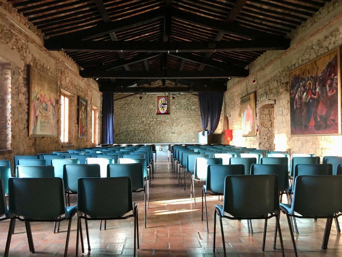 Casa Mater Ecclesiae Hotel Massa Marittima Bagian luar foto