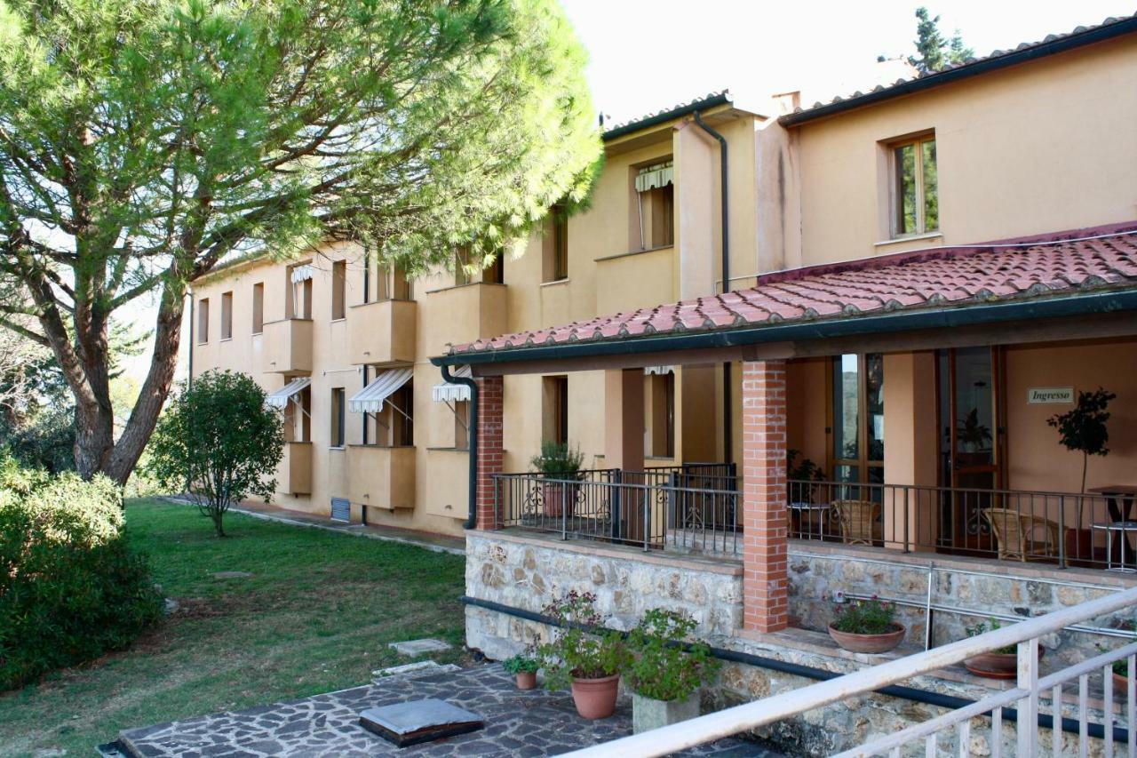 Casa Mater Ecclesiae Hotel Massa Marittima Bagian luar foto