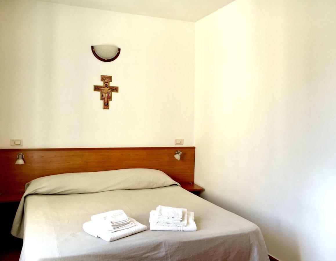 Casa Mater Ecclesiae Hotel Massa Marittima Bagian luar foto